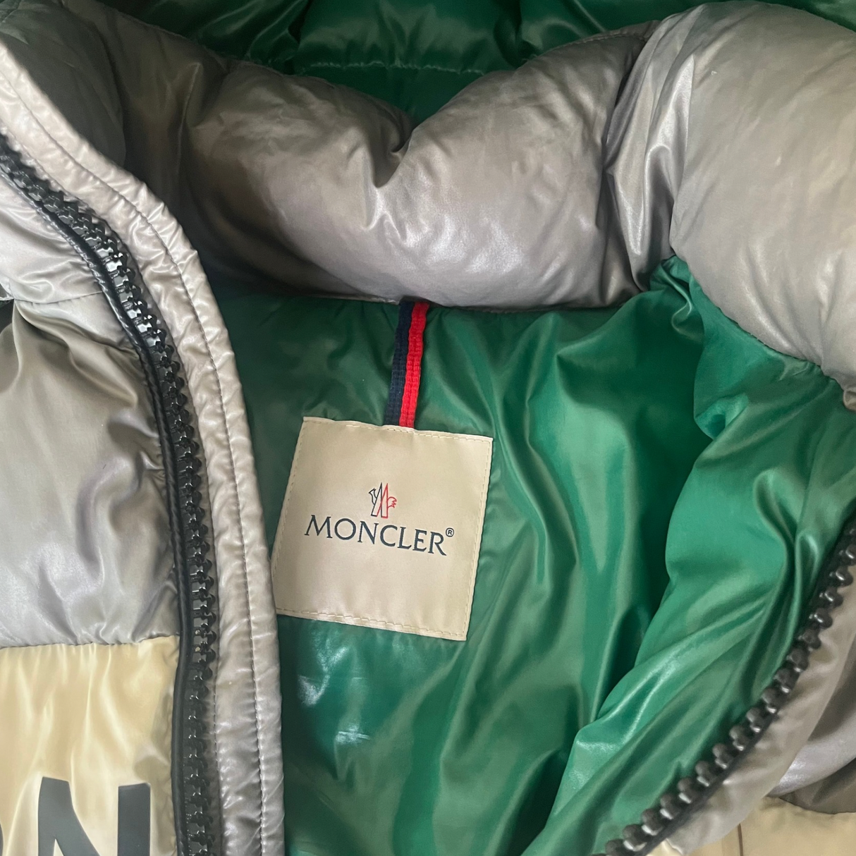Moncler Jacket / XS