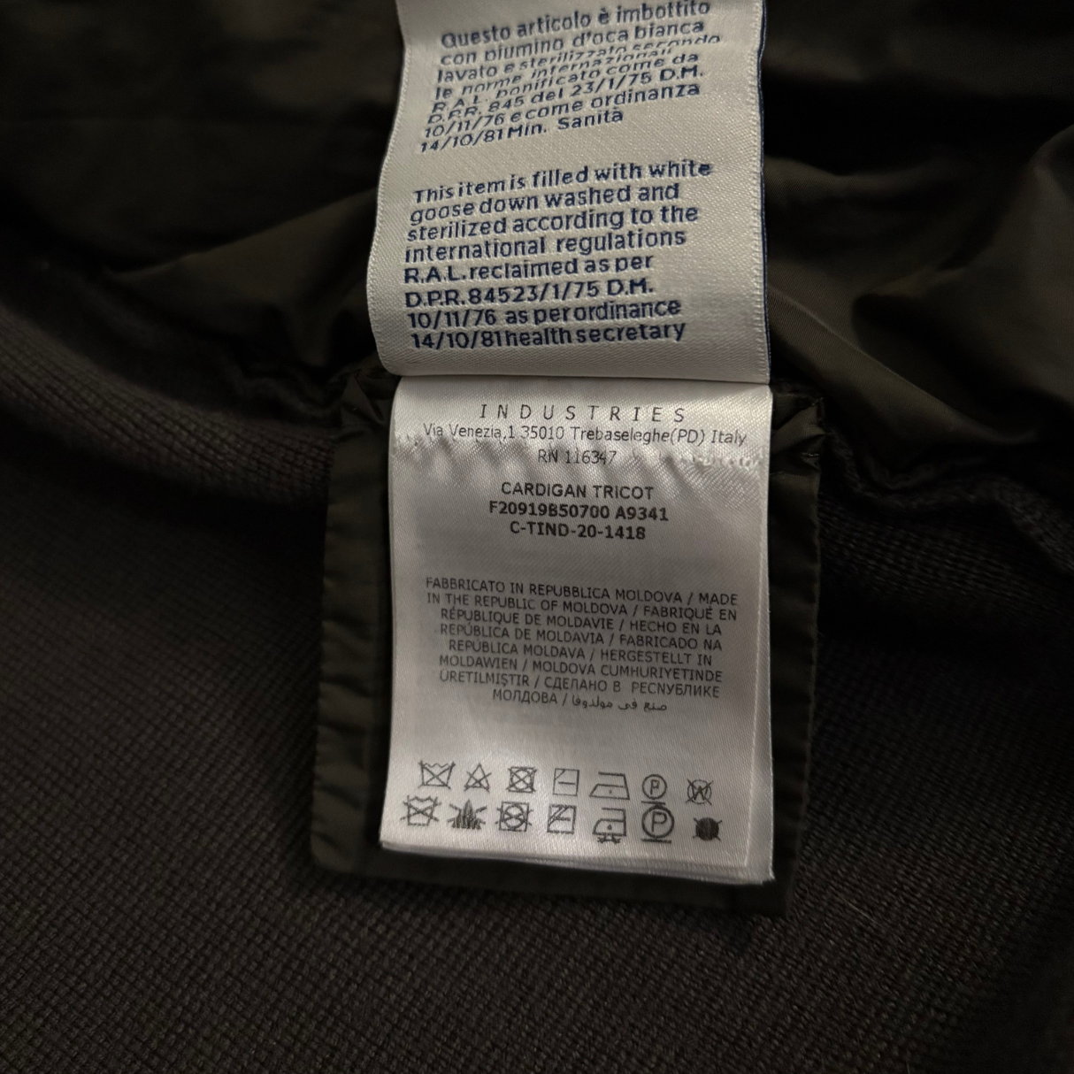 Moncler Down Cardigan / XL