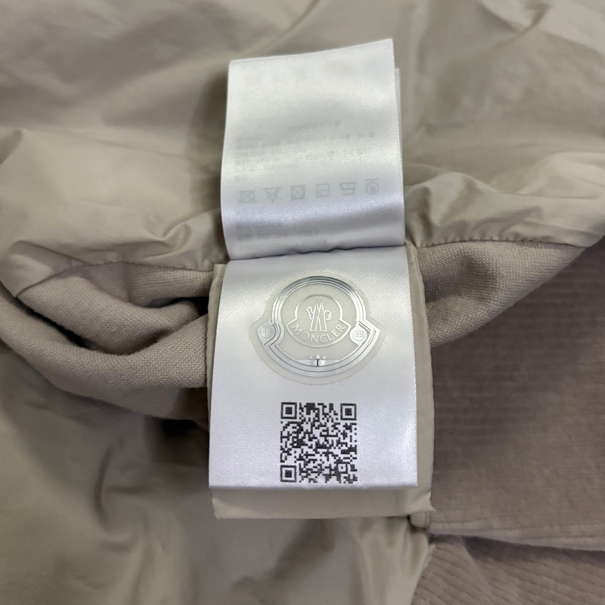 Moncler Corduroy Cardigan / S