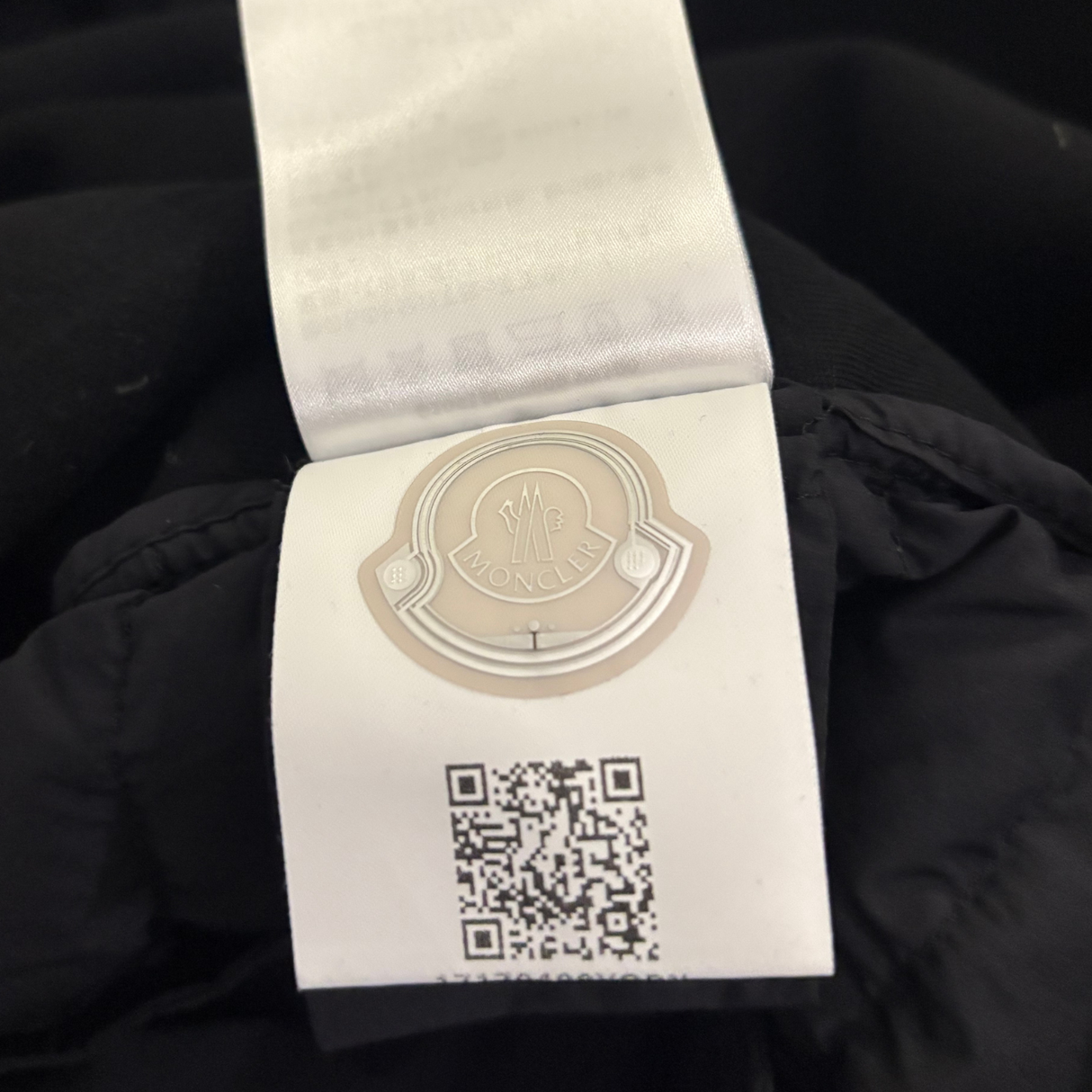 Moncler Cardigan / L