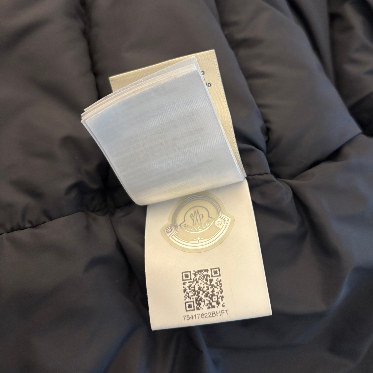 Moncler Athos Gilet / 4