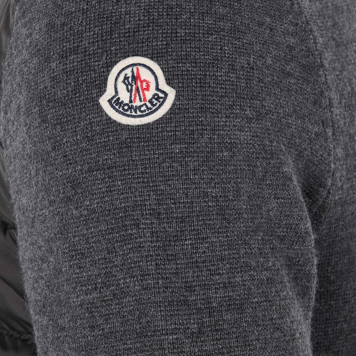Moncler Down Cardigan / XXL