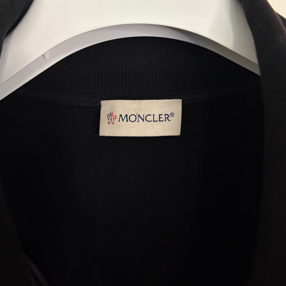 Moncler Down Cardigan / XXL