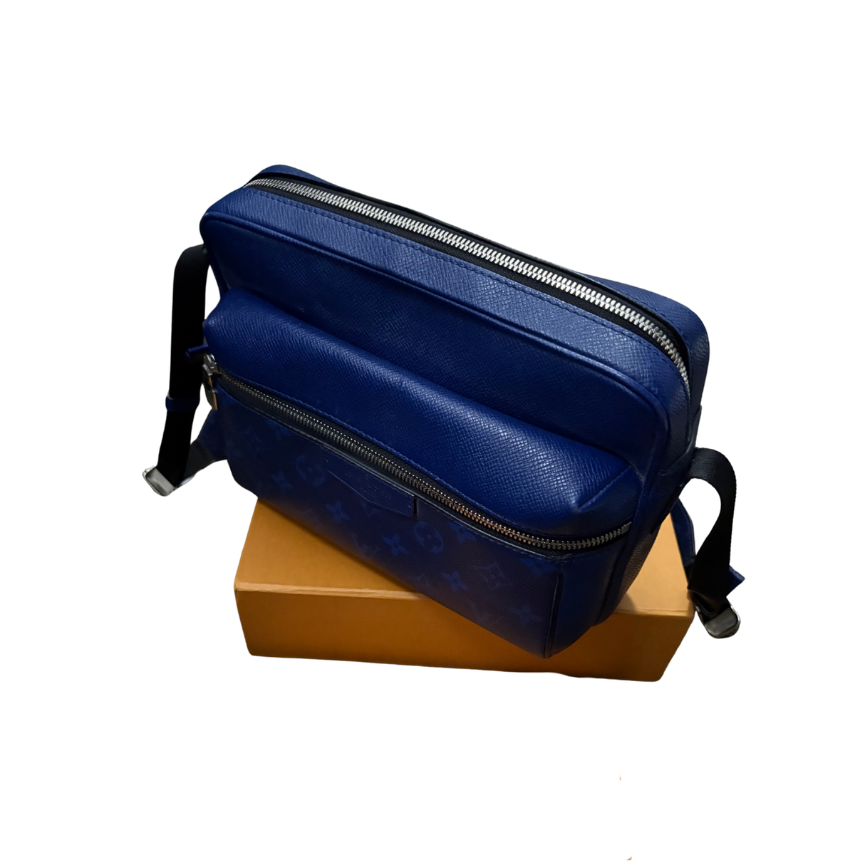 Louis Vuitton Messenger Outdoor Bag