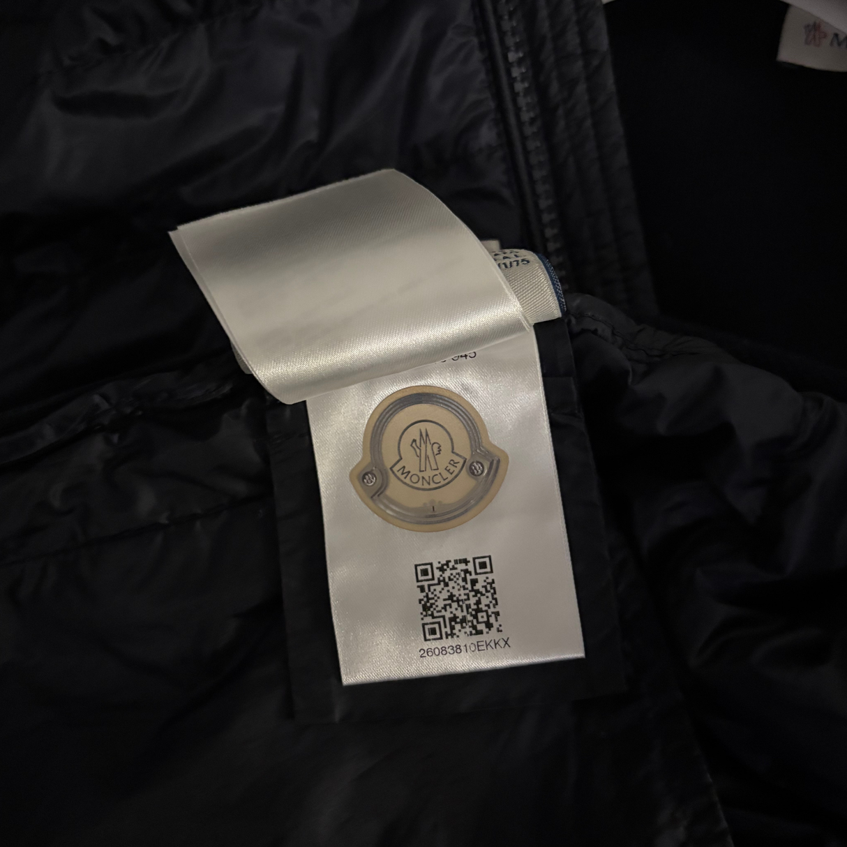 Moncler Hooded Cardigan / M