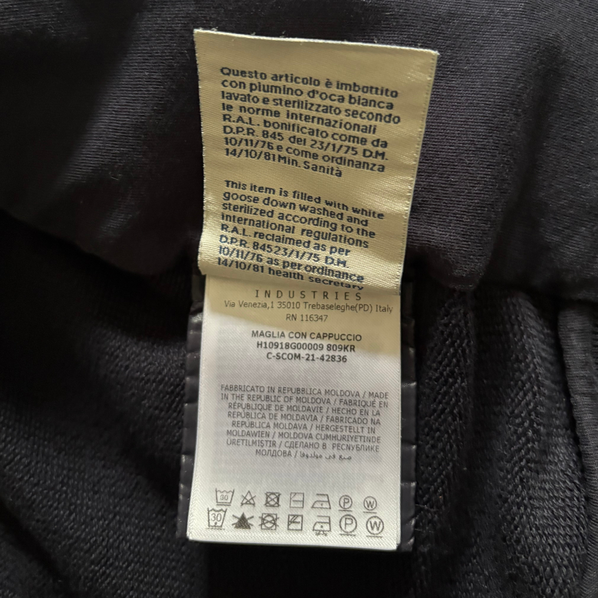 Moncler Cardigan / M