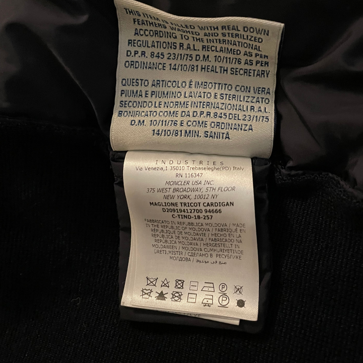 Moncler Cardigan / L