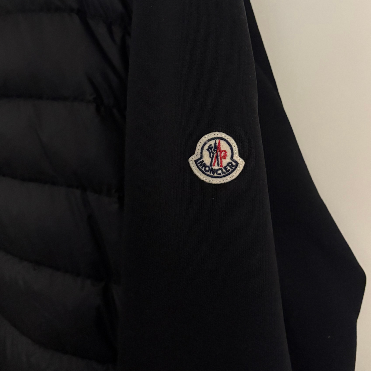 Moncler Down Cardigan / XXL