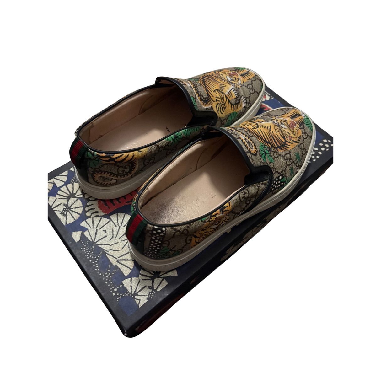 Gucci Tiger Slip Ons / 8.5