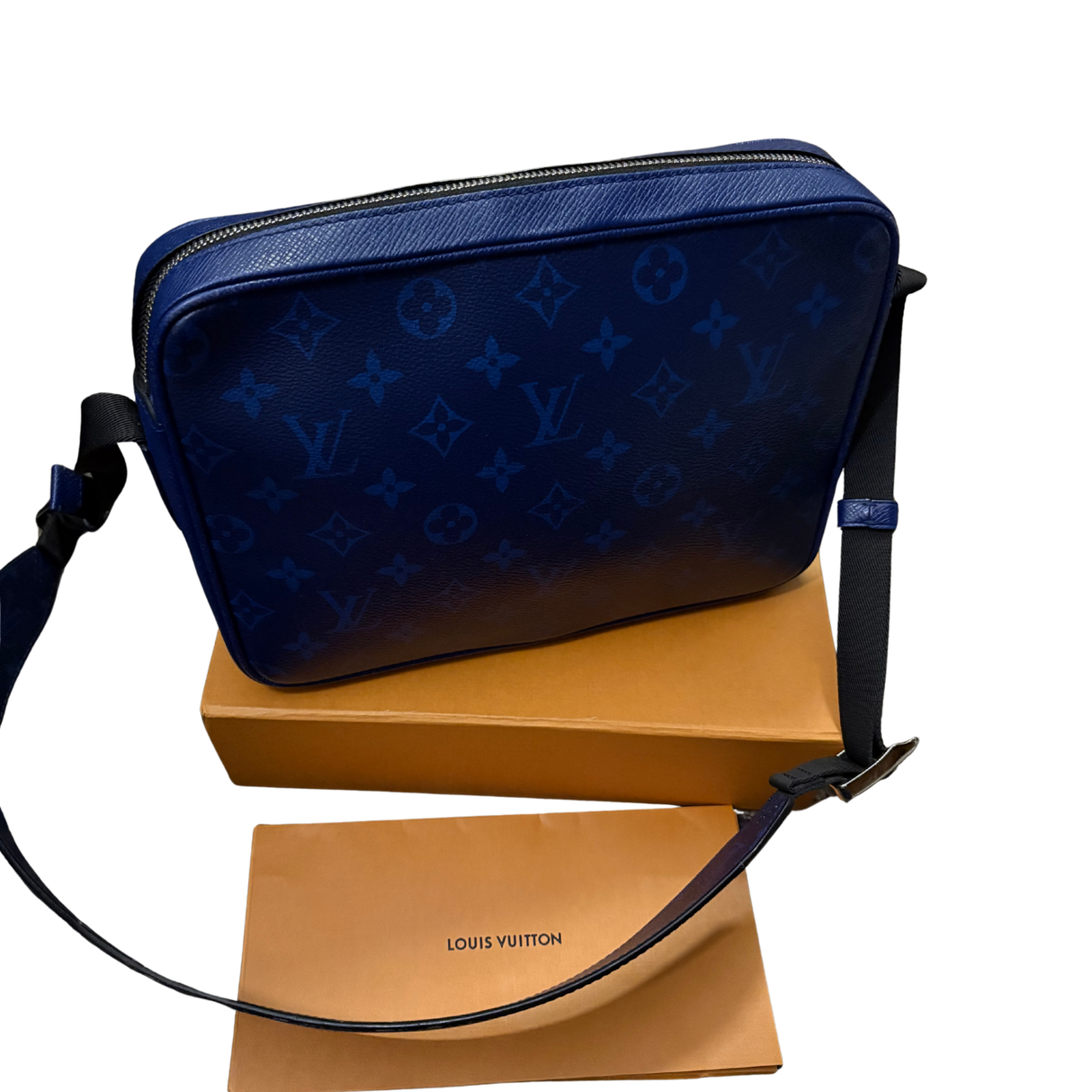 Louis Vuitton Messenger Outdoor Bag